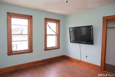 376 Broad Street, New Britain, CT 06053 - Photo 30