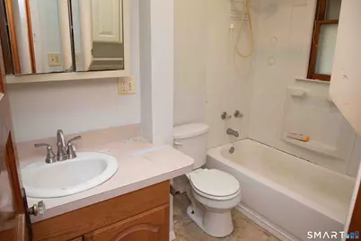 376 Broad Street, New Britain, CT 06053 - Photo 16