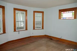 376 Broad St, New Britain, CT 06053 - Photo 4