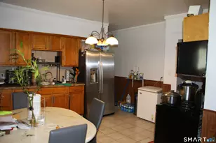 1525 Park Ave, Bridgeport, CT 06604 - Photo 8