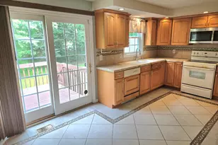 22 Winesap Cir, Rocky Hill, CT 06067 - Photo 8