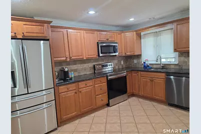 64 Wislock Street, Waterbury, CT 06705 - Photo 4