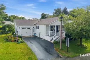 11 Cliff Rd, Ledyard, CT 06339 - Photo 2