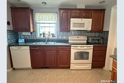 11 Cliff Road, Ledyard, CT 06339 - Photo 10