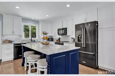 94 Midwood Avenue, Wolcott, CT 06716 - Photo 16
