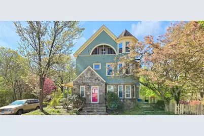 40 Maple Grove Avenue, Norwich, CT 06360 - Photo 1