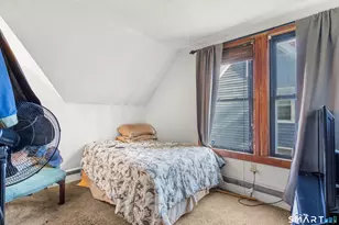 11 Elliott Pl, Hartford, CT 06114 - Photo 10