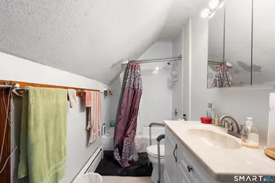 11 Elliott Place, Hartford, CT 06114 - Photo 12