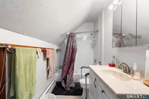 11 Elliott Pl, Hartford, CT 06114 - Photo 12