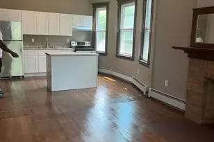 22 Burton St, Hartford, CT 06112 - Photo 2