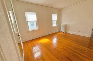 144 Maplewood Ave, West Hartford, CT 06119 - Photo 10