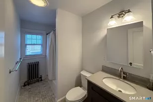 111 Arcadia Ave, Bridgeport, CT 06604 - Photo 16