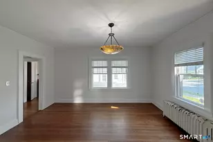 111 Arcadia Ave, Bridgeport, CT 06604 - Photo 6