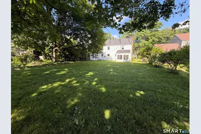 7 Owings Road, West Hartford, CT 06107 - Photo 2