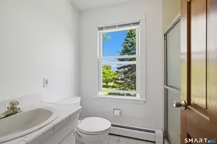 15 Valley View Rd, Newtown, CT 06470 - Photo 18