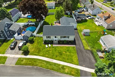 35 Birchwood Square, Stratford, CT 06614 - Photo 8
