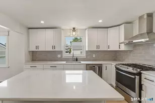 35 Birchwood Square, Stratford, CT 06614 - Photo 18