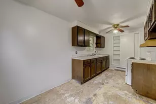 37 Spring View Ln, Windham, CT 06226 - Photo 12