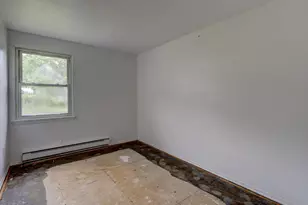 37 Spring View Ln, Windham, CT 06226 - Photo 20