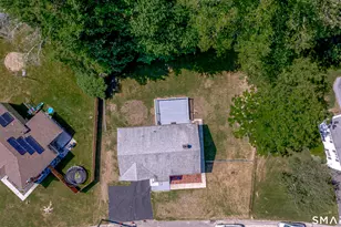 47 Juniper Ridge Dr, Waterbury, CT 06708 - Photo 4