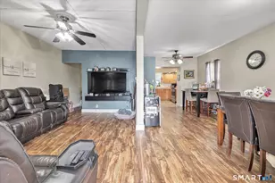 33 Murray St, Ansonia, CT 06401 - Photo 4