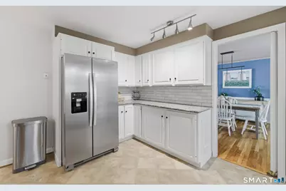 5 Lawton Drive, Simsbury, CT 06070 - Photo 16