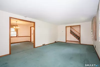 71 Bainton Road, West Hartford, CT 06117 - Photo 10