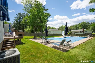 71 Bainton Road, West Hartford, CT 06117 - Photo 36