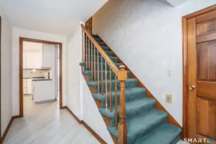 71 Bainton Rd, West Hartford, CT 06117 - Photo 8