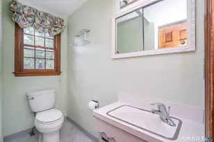 71 Bainton Rd, West Hartford, CT 06117 - Photo 16