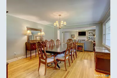 34 Indian Hill Trail, Glastonbury, CT 06033 - Photo 2