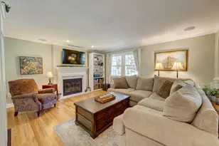 34 Indian Hill Trail, Glastonbury, CT 06033 - Photo 4
