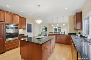 38 Avalon Dr, Middlebury, CT 06762 - Photo 26