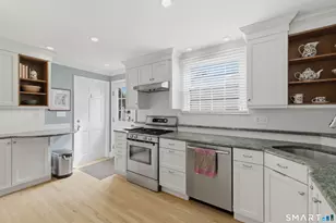 146 Brunswick Ave, West Hartford, CT 06107 - Photo 12