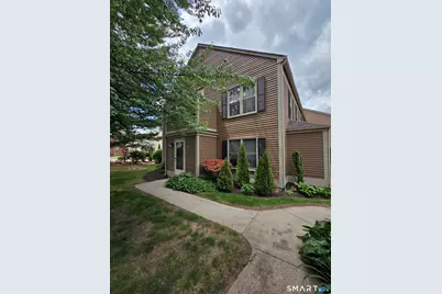 17 Newberry Lane #17, Glastonbury, CT 06033 - Photo 1