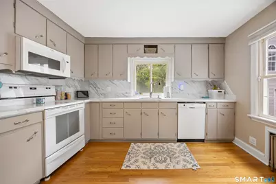 26 Laura Avenue, Prospect, CT 06712 - Photo 2