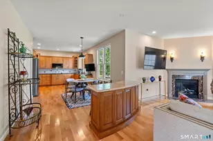 31 Gooseberry Dr, Suffield, CT 06078 - Photo 10