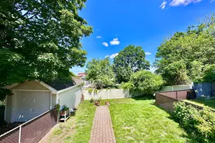 416 Lighthouse Rd, New Haven, CT 06512 - Photo 22