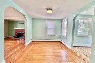 416 Lighthouse Rd, New Haven, CT 06512 - Photo 8