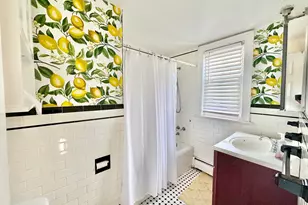 416 Lighthouse Rd, New Haven, CT 06512 - Photo 16