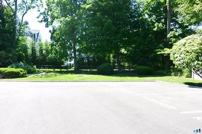83 South Avenue #E, New Canaan, CT 06840 - Photo 22