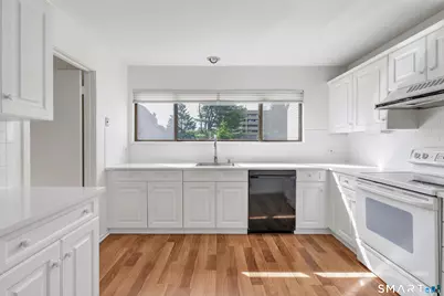 85 Viscount Drive #2E, Milford, CT 06460 - Photo 14