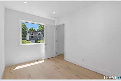 85 Hecker Avenue, Darien, CT 06820 - Photo 12