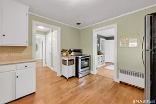 74 Johnson St, Middletown, CT 06457 - Photo 12