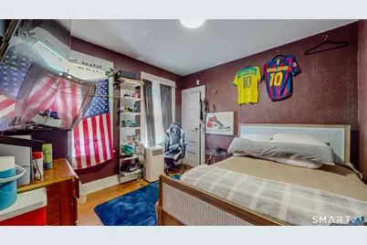 107 Fairview Avenue, Bridgeport, CT 06606 - Photo 10