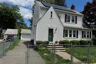 68 Cornell St, Bridgeport, CT 06606 - Photo 2