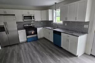 189 Fieldwood Rd, Waterbury, CT 06704 - Photo 4