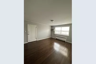 114 Hillcrest Avenue #15D, West Hartford, CT 06110 - Photo 2