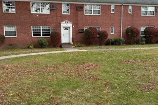 114 Hillcrest Ave, West Hartford, CT 06110 - Photo 1