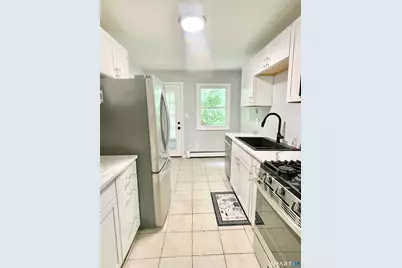 2 Heather Road, Hamden, CT 06518 - Photo 8